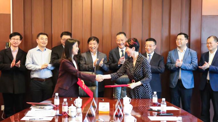 高尿酸血癥與痛風領域聯合研究中心揭牌 哲成生物攜手中國海洋大學產學研共創