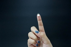 口腔潰瘍用什么好的快嗎？意可貼值得您選擇！