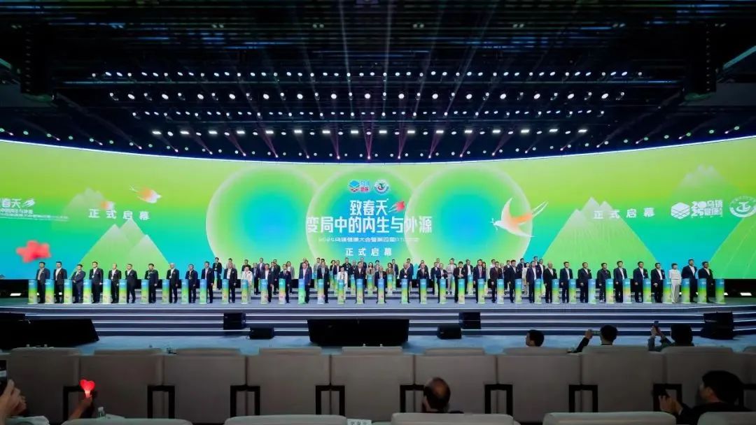 熱烈祝賀四美星耀未來校長(zhǎng)張新婷榮獲“西湖獎(jiǎng)?中國(guó)醫(yī)藥巾幗影響力人物”